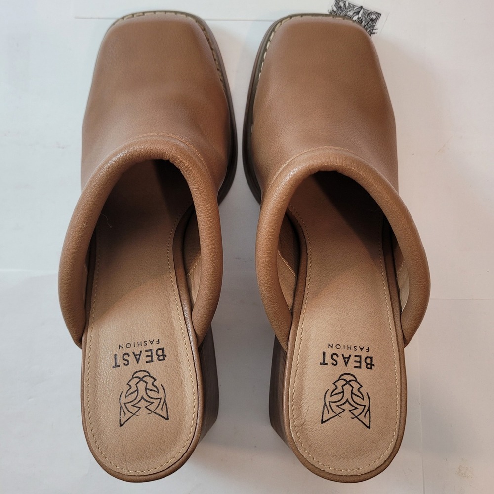 Beast Fashion Mules Women Tan Square Toe Chunky Block Heel 90s Style Size 9